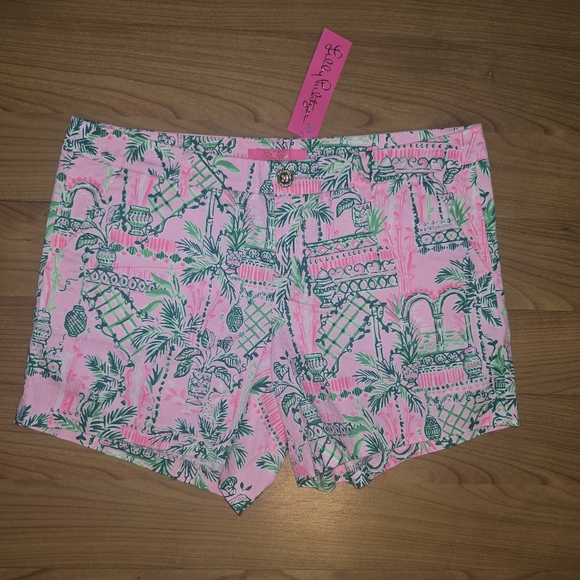 Lilly Pulitzer Tropical Print Women Shorts NWT Sz10 - Picture 4 of 10